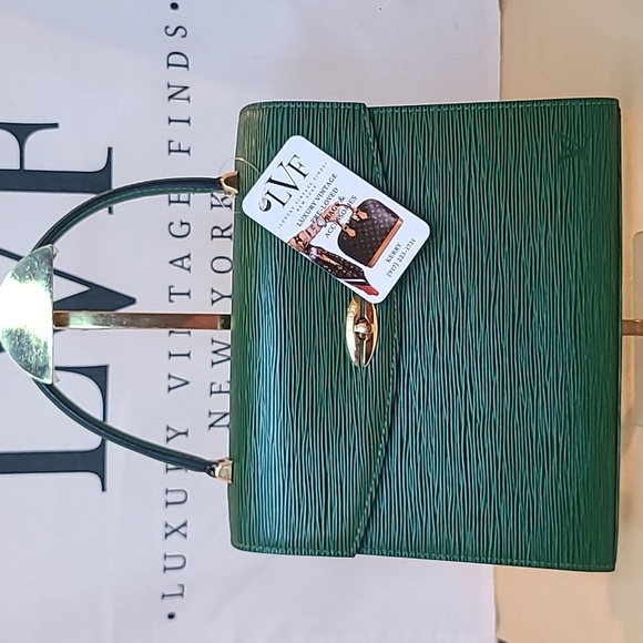 Louis Vuitton Handbags - LOUIS VUITTON ULTRA RARE VINTAGE 1994 EPI LEATHER MALESHERBES BAG EXCELLENT COND